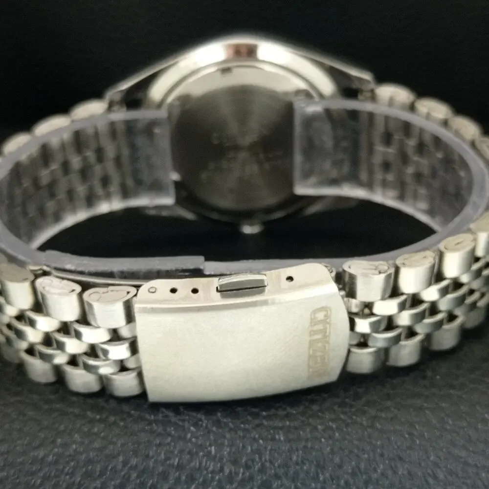 Vintage 1976 Citizen Manual Mens Silver Watch W/daydate & Blue accents